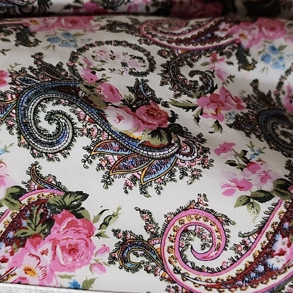 Vintage Victoria's Secret Gold Label Robe Floral Paisley Cottagecore Feminine - Picture 2 of 11